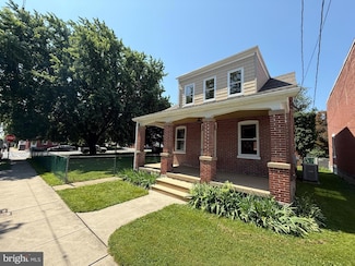 136 142 Fairview Ave, Lancaster, PA 17603