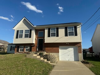 1087 Pebble Creek Dr, Elsmere, KY 41018