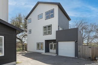 106 Bank Unit 201, San Antonio, TX 78204