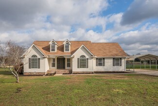 61 Dorey Ave, McMinnville, TN 37110