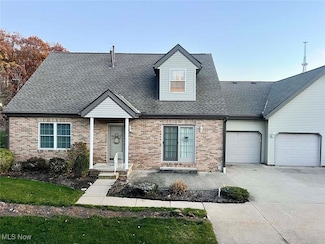 1512 Cambridge Ave SW Unit 1512, North Canton, OH 44709