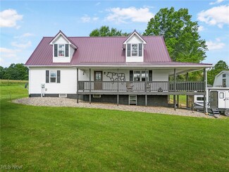 4043 Andora Rd NE, Carrollton, OH 44615