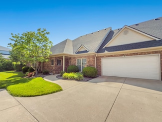 2625 Flying Ebony Dr Unit 1404, Lexington, KY 40509