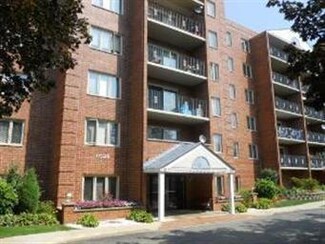 6526 W Irving Park Rd Unit 210, Chicago, IL 60634