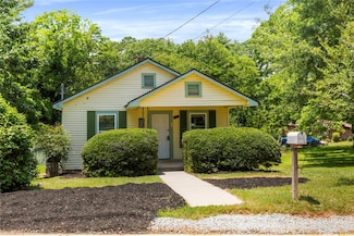 209 Moore Ave, Walhalla, SC 29691