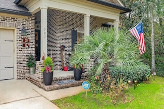 187 Autumn Ave, Freeport, FL 32439