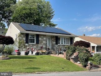 401 Maple Ave, Philadelphia, PA 19116