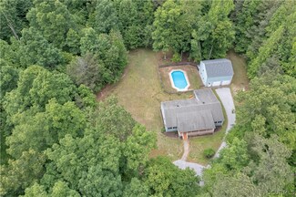 11912 Old Stage Rd, Prince George, VA 23875