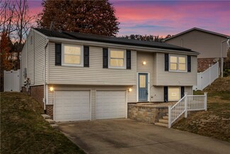 136 Penncrest Dr, White Oak, PA 15131