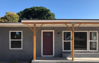 1207 E Byrd Ave, Fresno, CA 93706