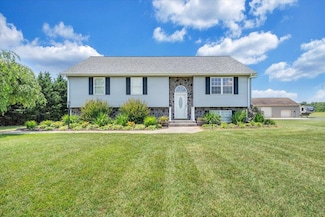 2265 Meadors Spur Rd, Moneta, VA 24121