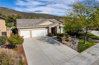 4311 Falconer Dr, Riverside, CA 92503