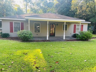 3591 Grandview Dr, Millbrook, AL 36054