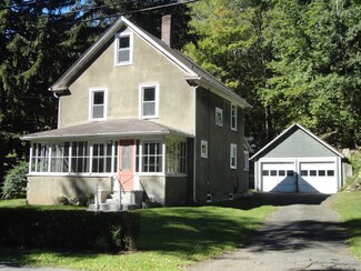1031 Main St, Housatonic, MA 01236