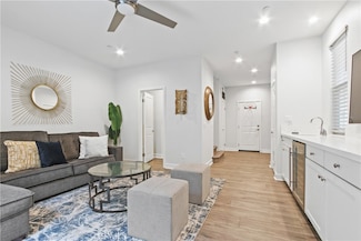 660 Daniel Freeman Cir, Inglewood, CA 90301