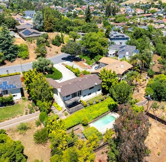 3624 Warner Dr, San Jose, CA 95127