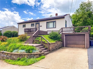 1007 Maine Ave, Aliquippa, PA 15001