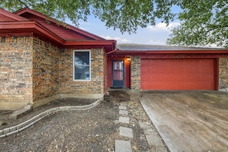 6444 Whitehurst Dr, Watauga, TX 76148