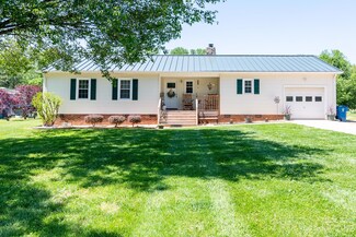 3752 Caldwell Rd, Newton, NC 28658