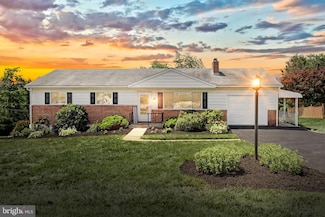 2988 Bradley Ave, Dallastown, PA 17313