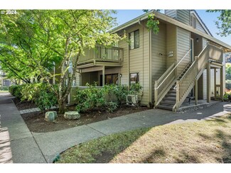 2111 Lake Isle Ct, Eugene, OR 97401