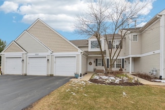 2212 Waterleaf Ct Unit 203, Naperville, IL 60564