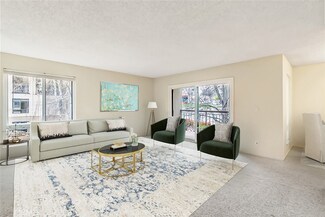 340 N Civic Dr, Walnut Creek, CA 94596