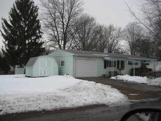 555 W Maple St, Waterloo, IN 46793