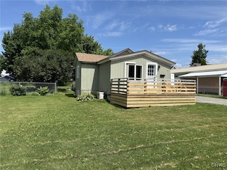 812 State St, Clayton, NY 13624