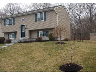 208 Mohawk Trail, Cranston, RI 02921