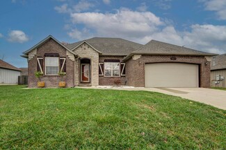 807 E Current Dr, Ozark, MO 65721