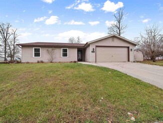 9534 Shoals Dr, Fort Wayne, IN 46819