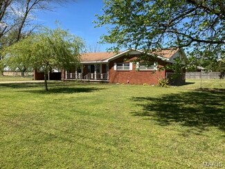 16753 State Highway J, Campbell, MO 63933