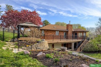 9404 Valaretta Dr, Gretna, NE 68028