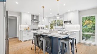 235 Appalachian Dr, Martinez, CA 94553