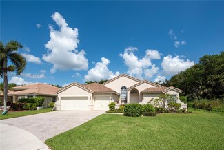 9821 N Abiaca Cir, Davie, FL 33328