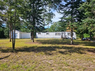 W5524 Castle Rock Dr, New Lisbon, WI 53950