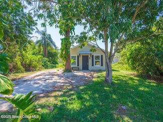 1325 17th Ct SW, Vero Beach, FL 32962