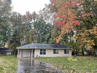 3310 Blue Water Dr, Burtchville, MI 48059