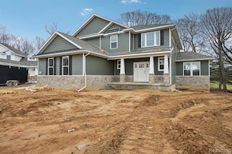680 Birkdale Dr, Howell, MI 48843