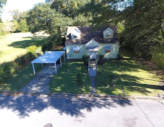 1805 Roanoke Ave, Portsmouth, VA 23704