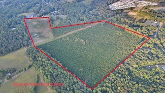 3125 W 3rd St, Siler City, NC 27344
