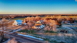 1820 Kiowa Rd, McPherson, KS 67460