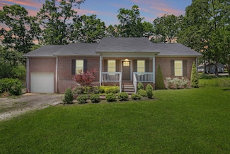 146 Sherron Dr, Dickson, TN 37055