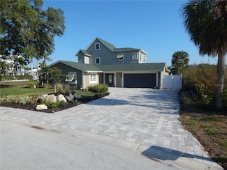 8025 Island Dr, Port Richey, FL 34668