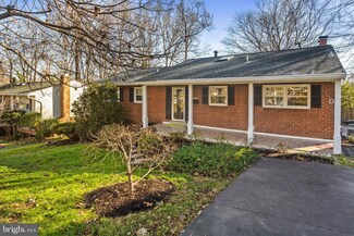 8403 Bound Brook Ln, Alexandria, VA 22309