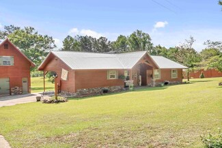 196 Jernigan Rd, Brewton, AL 36426
