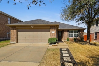 2031 Lake Trail Dr, Heartland, TX 75126