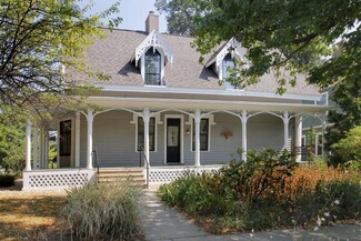 302 Elm St, Kalamazoo, MI 49007