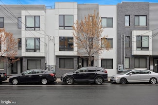 1227 N 5th St Unit 2, Philadelphia, PA 19122